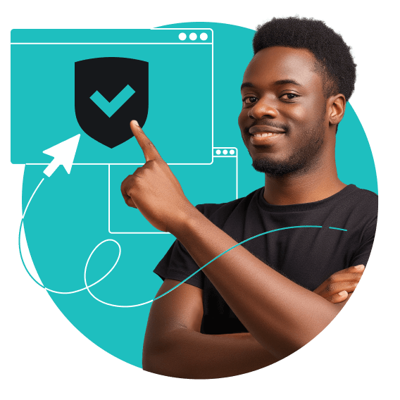 İçinde onay işareti bulunan bir kalkan olan bir tarayıcı sekmesine işaret eden bir adam.